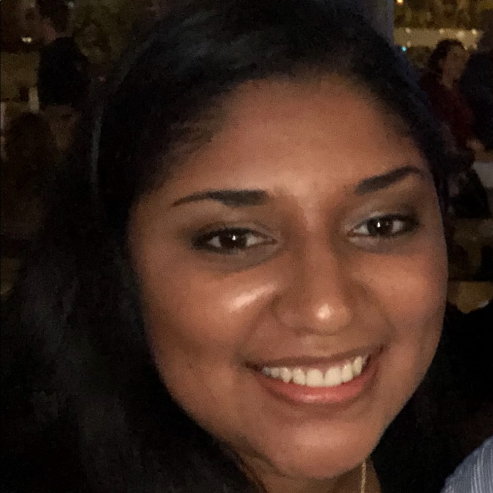 Meet your Posher, Stefany